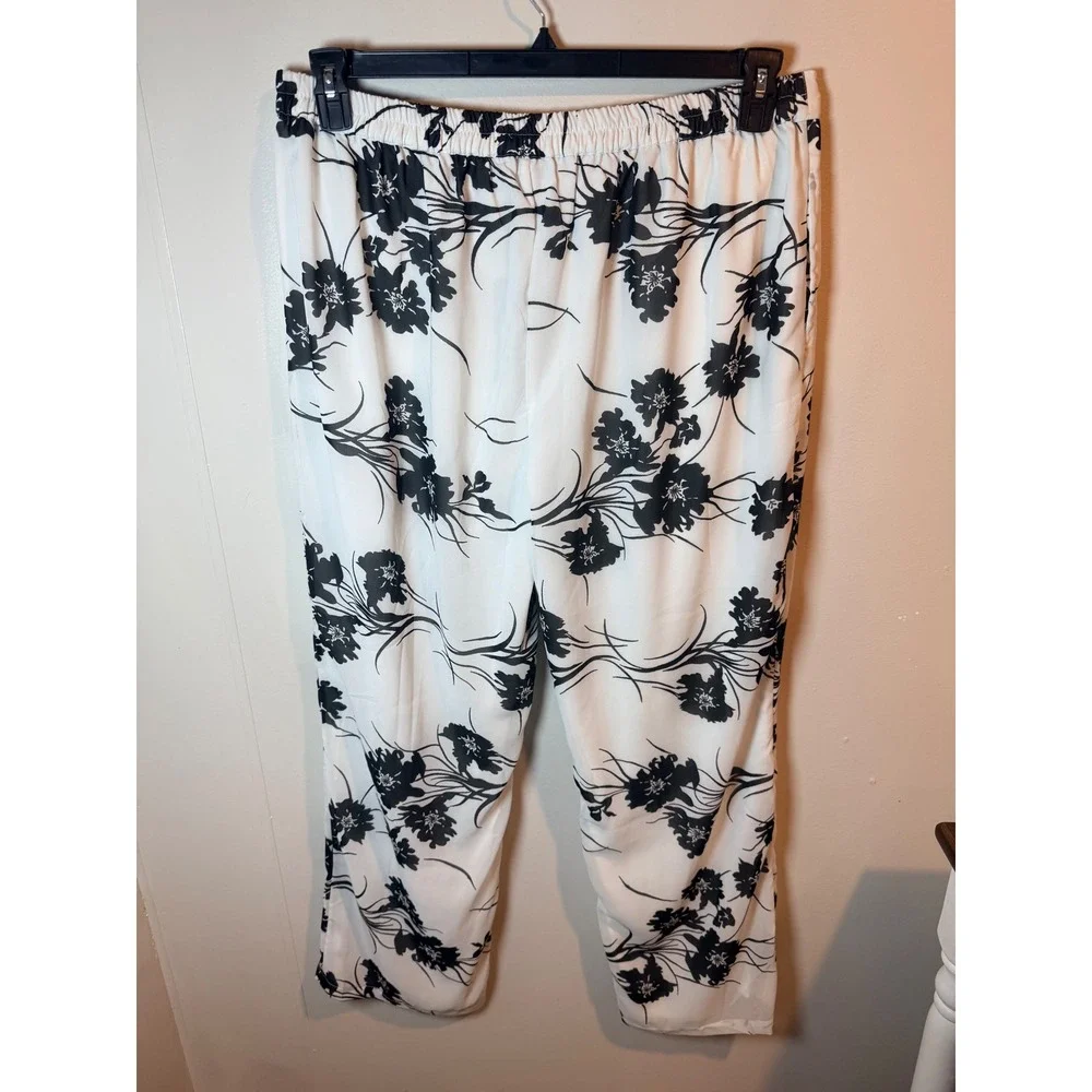 Monroe & Main Women White Black Floral Wide Leg Lined Career Pants Plus Size - Picture 6 of 9
